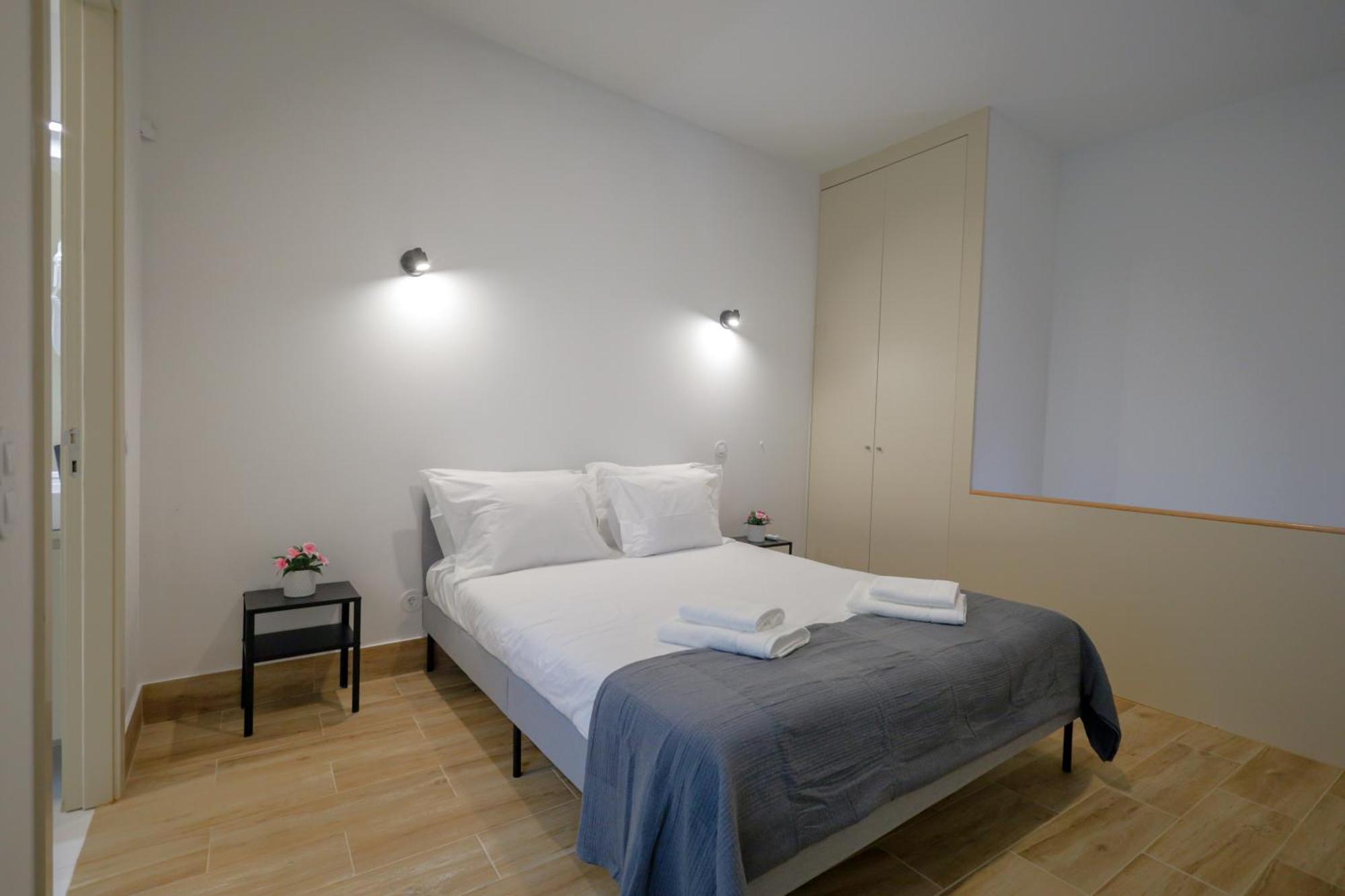 Martires Sweet Apts By Portocityhosts Buitenkant foto